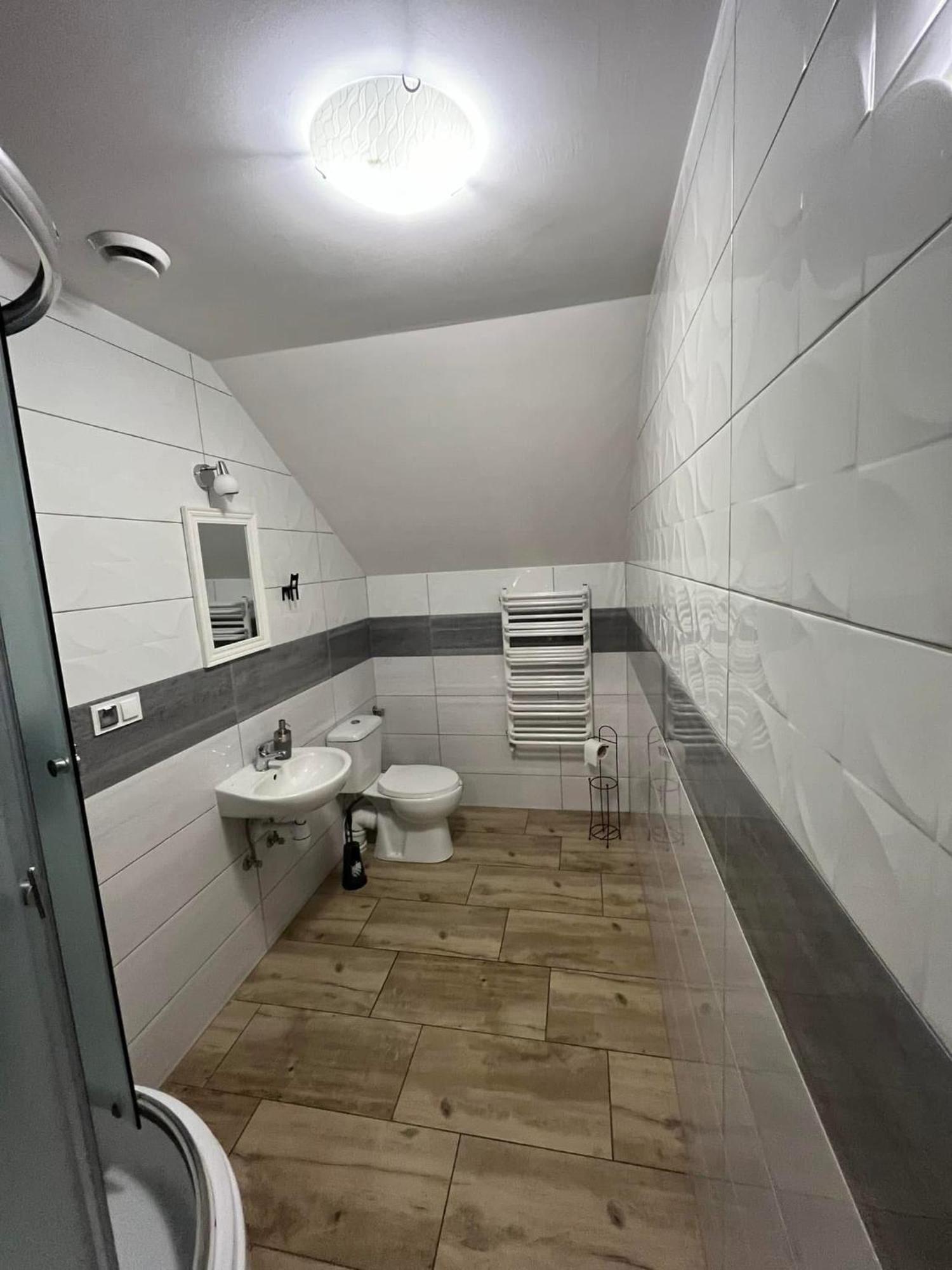 Zajazd Lesny Zakatek Dawniej Zajazd Don Kichot Łódź Esterno foto